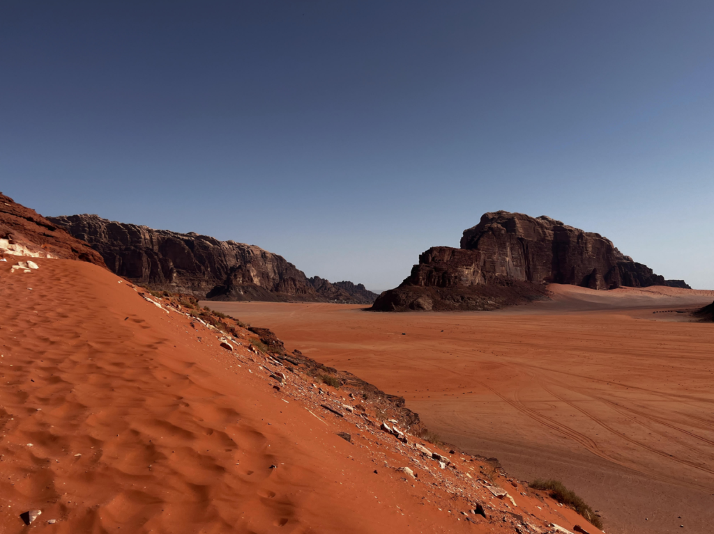 The incredible otherworldly landscape of Wadi Rum desert. A highlight of my 5 day guide to Jordan.