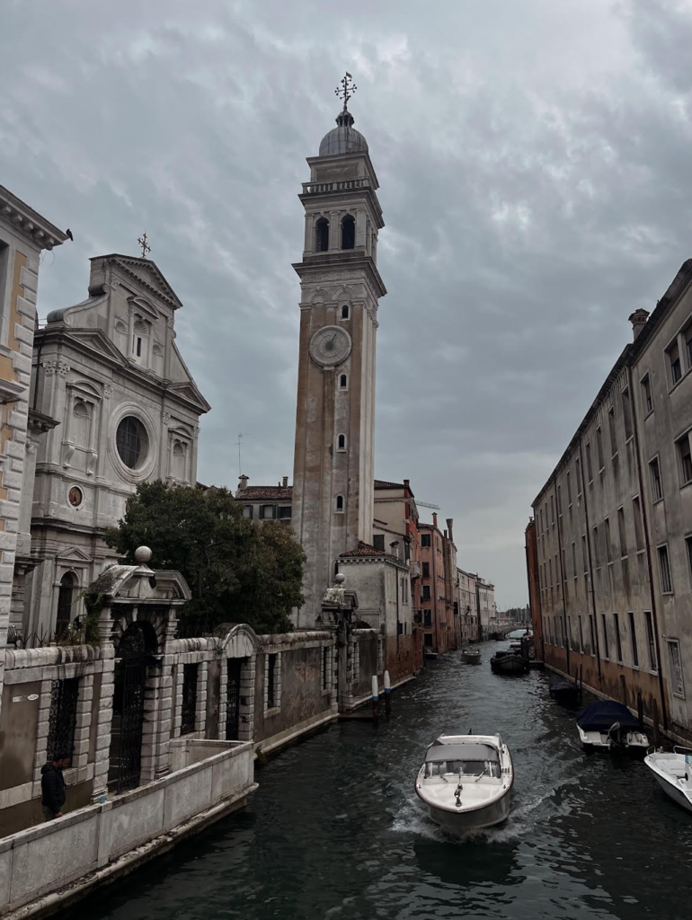 The tilted bell-tower of San George Dei Greci. 