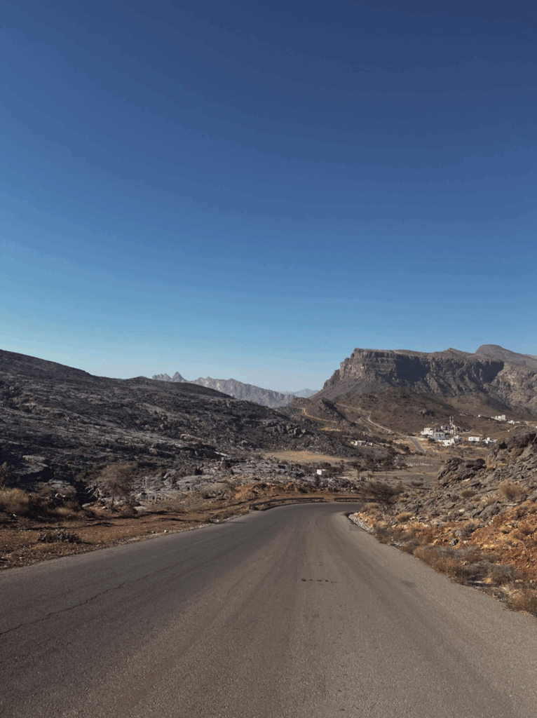 The road to Jebel Shams.