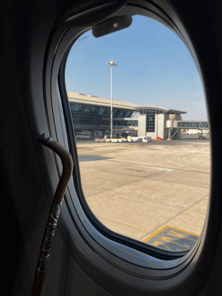 Solo traveling in Oman flight from Salalah to Muscat