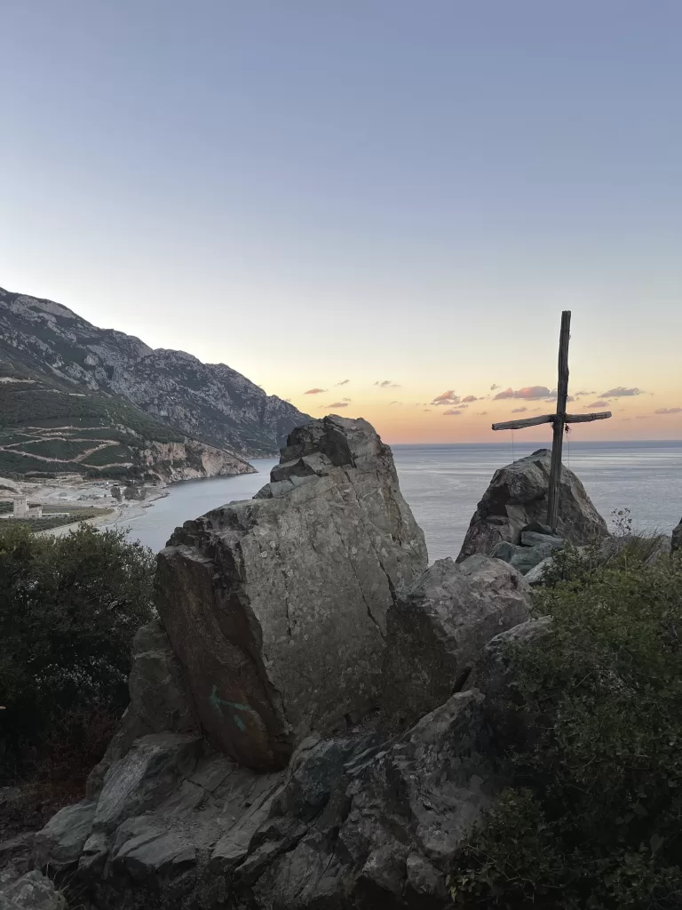 A cross placed on a hiking trail between Dionysiou and Agiou Pavlou Monastery on Mount Athos