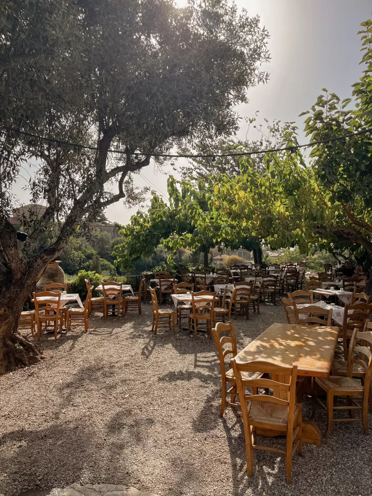 old kardamyli traditional restaurant