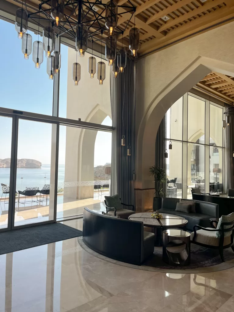 interior lobby with arabian arches  jumeirah muscat bay