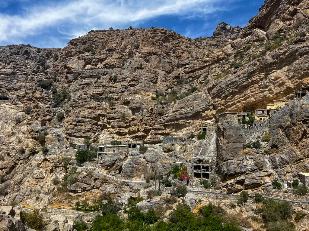 the suwgra village in oman